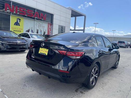 Super Black 2022 Nissan Sentra SV