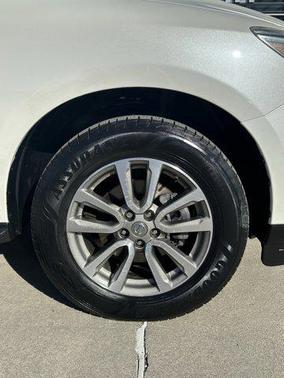 2015 Nissan Pathfinder SL