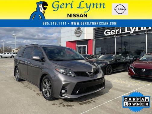 2020 Toyota Sienna SE