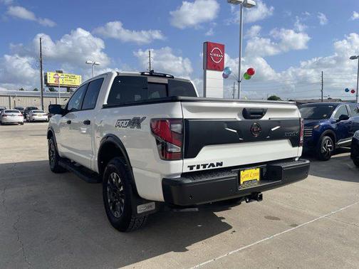2024 Nissan Titan PRO-4X