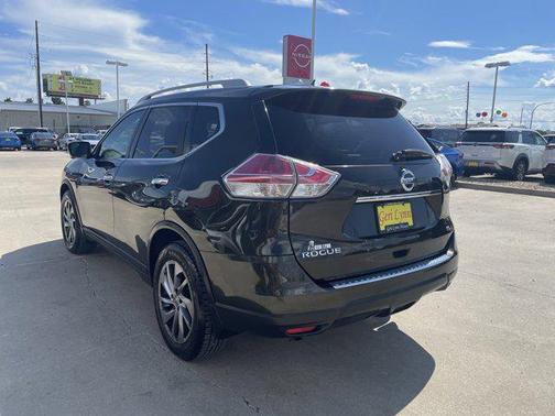 2015 Nissan Rogue SL