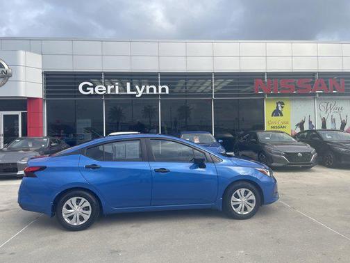 2023 Nissan Versa 1.6 S