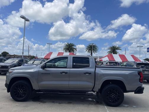 Sterling Gray Metallic 2025 Chevrolet Colorado WT
