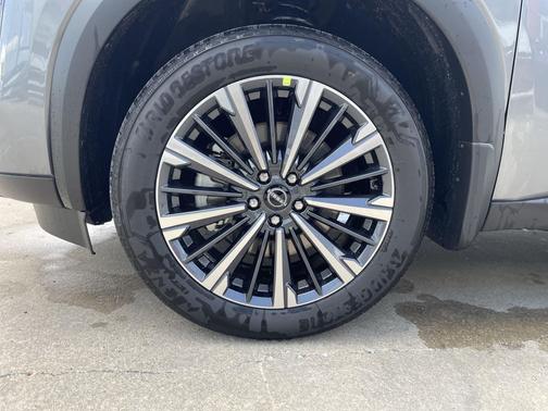 Gun Metallic 2026 Nissan Pathfinder Platinum