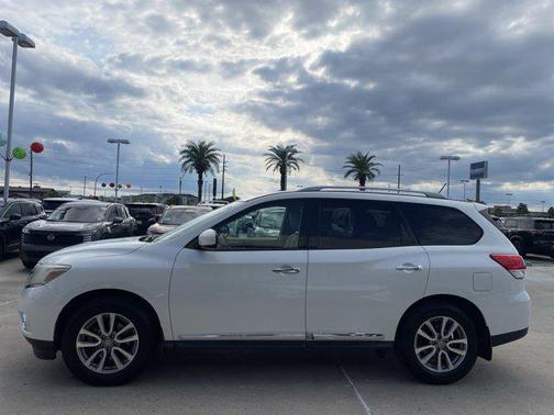 2015 Nissan Pathfinder SL
