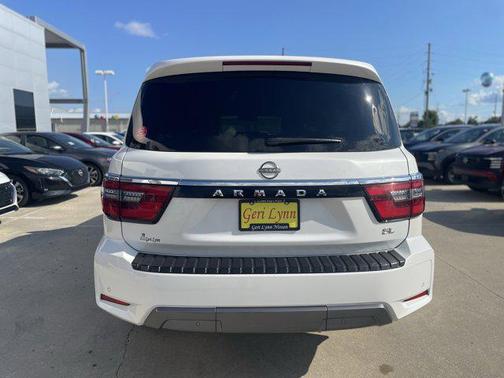 2022 Nissan Armada SL 2WD