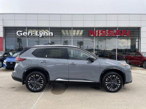 2025 Nissan Rogue Platinum