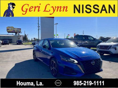 2025 Nissan Altima SR FWD