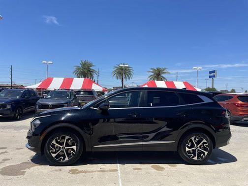 Ebony Black 2023 Kia Sportage EX