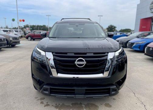 2025 Nissan Pathfinder SV FWD