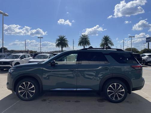 Baltic Teal 2026 Nissan Pathfinder Platinum