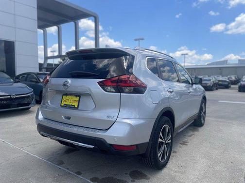 Brilliant Silver Metallic 2020 Nissan Rogue SV
