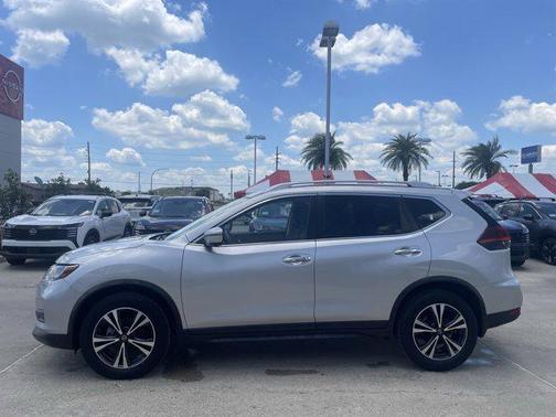 Brilliant Silver Metallic 2020 Nissan Rogue SV