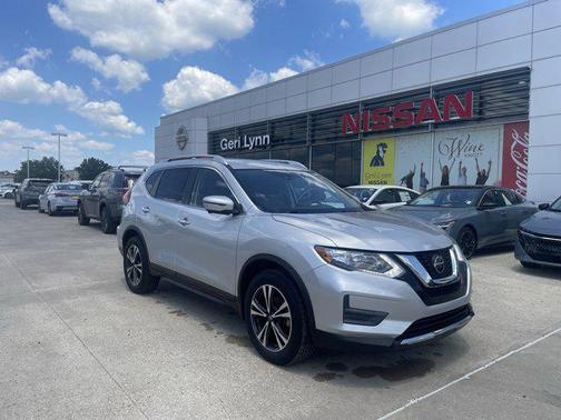 Brilliant Silver Metallic 2020 Nissan Rogue SV
