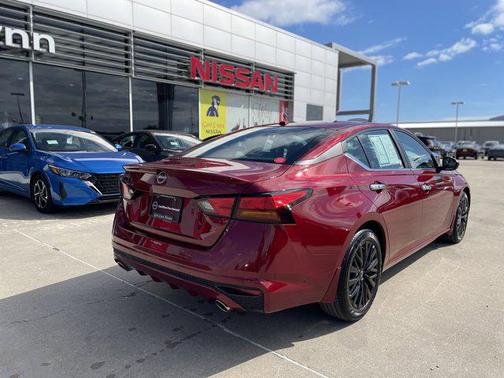 2025 Nissan Altima SV FWD