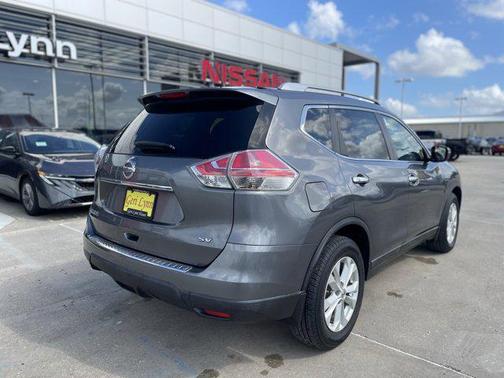 2015 Nissan Rogue SV