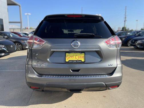 2015 Nissan Rogue SV