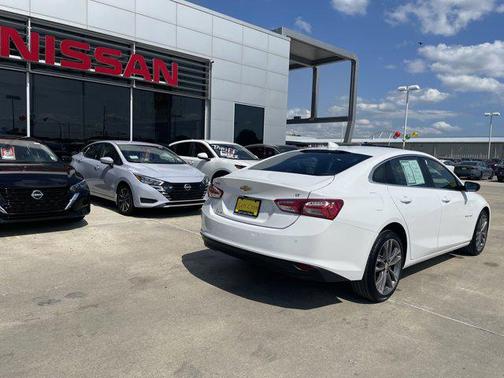2024 Chevrolet Malibu FWD 2LT