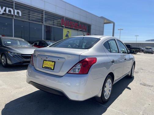 2019 Nissan Versa 1.6 S