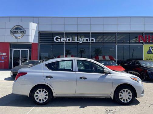 2019 Nissan Versa 1.6 S