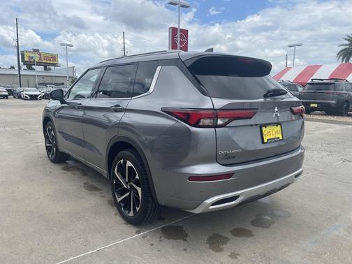 38862 2022 Mitsubishi Outlander SEL