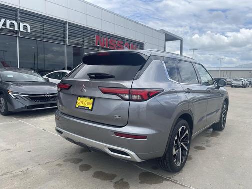 38862 2022 Mitsubishi Outlander SEL