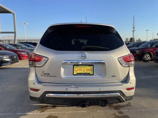 2015 Nissan Pathfinder SL