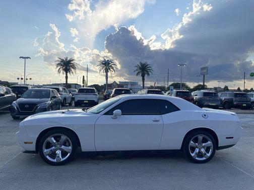 2014 Dodge Challenger SXT