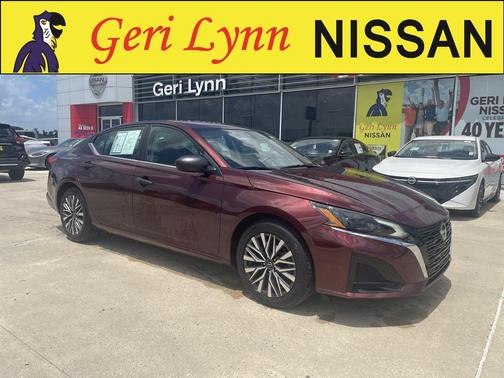Garnet Pearl Metallic 2025 Nissan Altima SV FWD