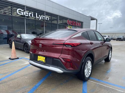 Cinnabar Metallic 2025 Buick Envista Preferred FWD