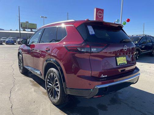 2025 Nissan Rogue Platinum