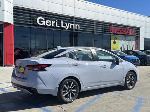 2025 Nissan Versa 1.6 SV