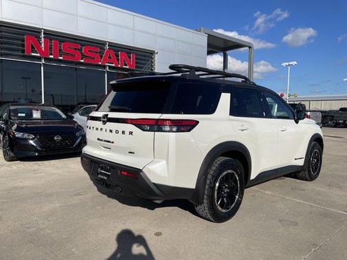 2024 Nissan Pathfinder Rock Creek 4WD