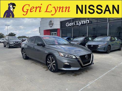 2021 Nissan Altima SR FWD