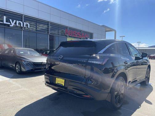 2025 Nissan Murano SV