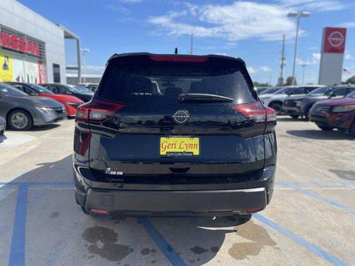 Super Black 2026 Nissan Rogue Dark Armor