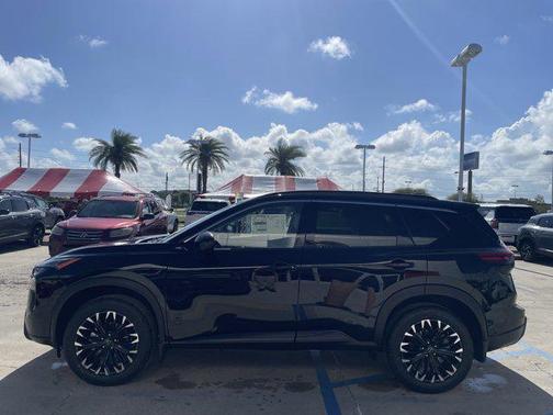 Super Black 2026 Nissan Rogue Dark Armor