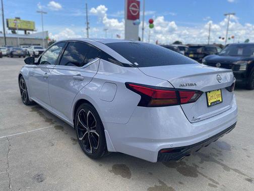 2024 Nissan Altima SR FWD