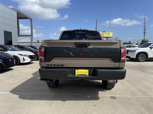 2024 Nissan Titan PRO-4X