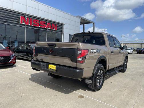 2024 Nissan Titan PRO-4X