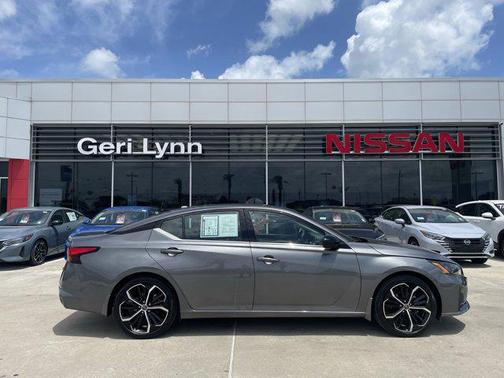 2024 Nissan Altima SR FWD