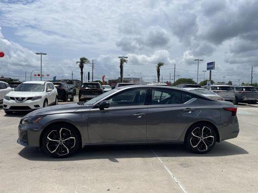 2024 Nissan Altima SR FWD