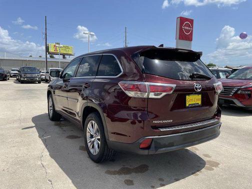 2016 Toyota Highlander LE Plus