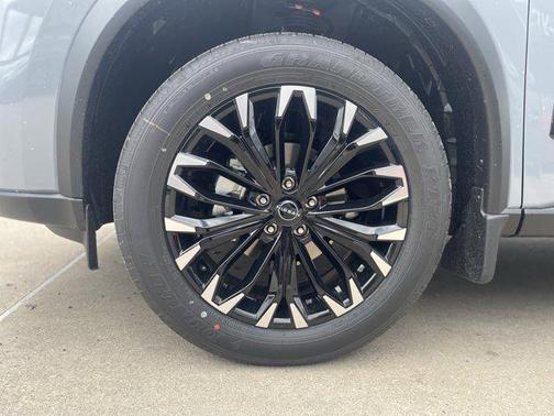 Boulder Gray Pearl 2026 Nissan Rogue Dark Armor