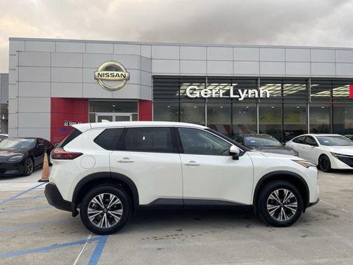 2021 Nissan Rogue SV