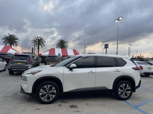 2021 Nissan Rogue SV