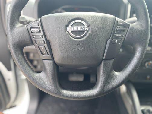 Glacier White 2026 Nissan Frontier SV