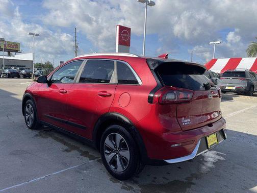 Runway Red 2019 Kia Niro LX