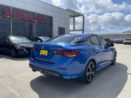 2022 Nissan Sentra SR