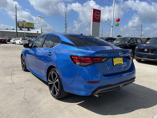 2022 Nissan Sentra SR